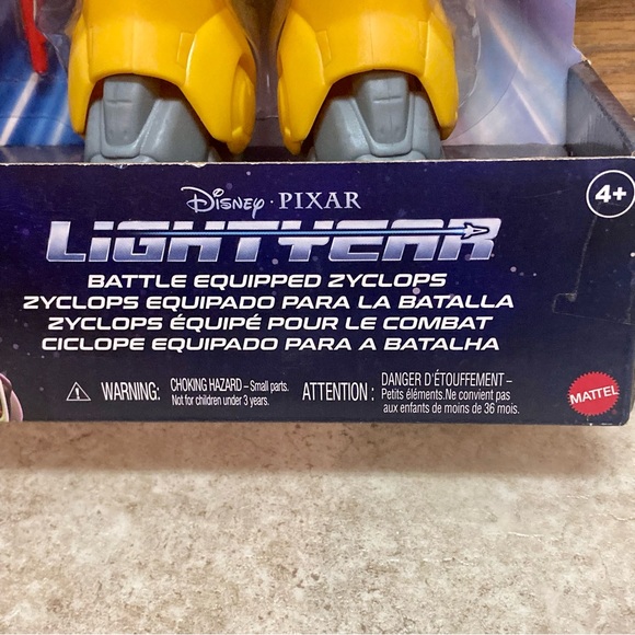 New Mattel Disney Pixar LightYear Battle Equipped Zyclops Action Figure 2021 - Picture 2 of 8